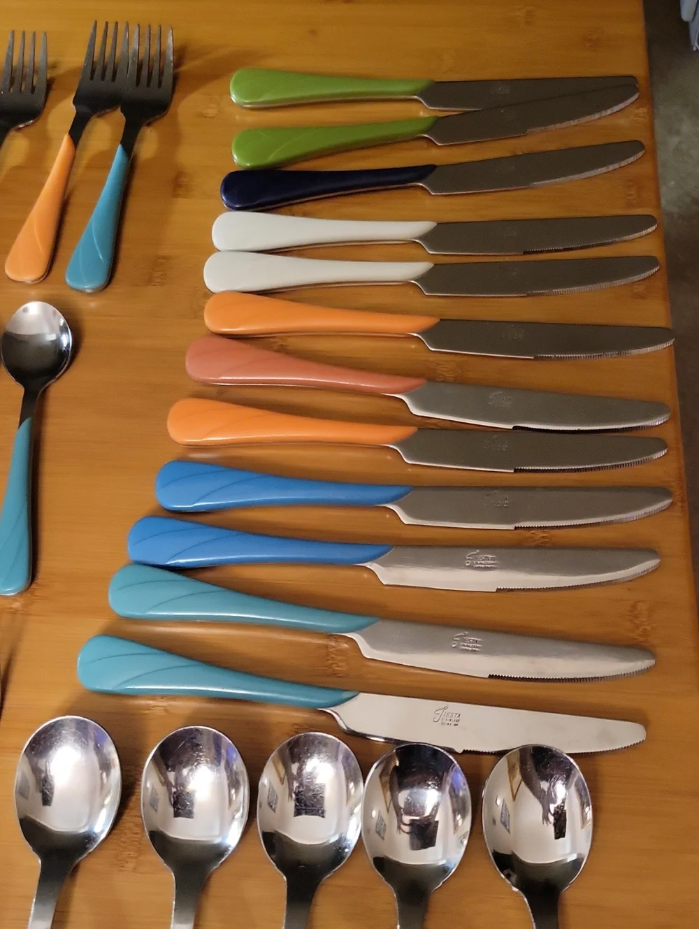 Vintage Fiesta Swirl 40 Pcs Colorful Mixed Flatware Set - Multicolor Handle